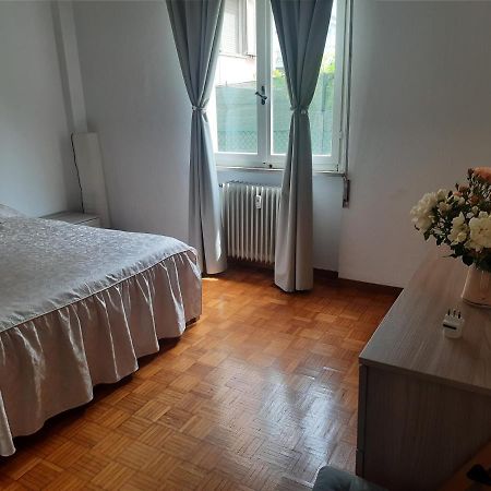Vesna Apartment Desenzano del Garda Exterior photo